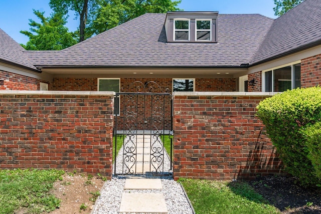 1120 Fairway Blvd, Columbus, OH 43213 - view of gate