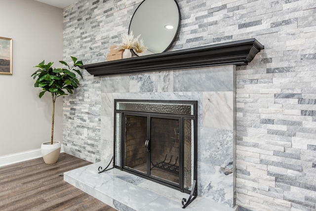 1120 Fairway Blvd, Columbus, OH 43213 - detailed view of wood finished floors and a fireplace