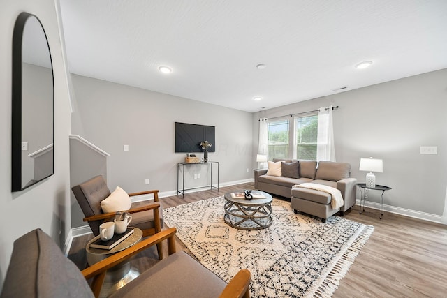 1364 Robinof Dr, Grove City, OH 43123 - living area featuring light wood-type flooring and recessed lighting