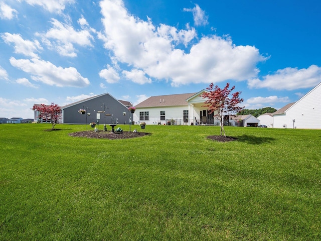 326 Mannaseh Dr W, Granville, OH 43023 - view of green lawn