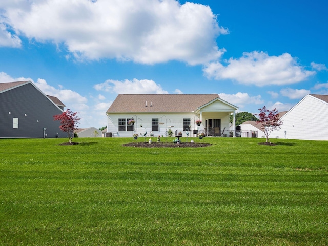326 Mannaseh Dr W, Granville, OH 43023 - back of property featuring a yard