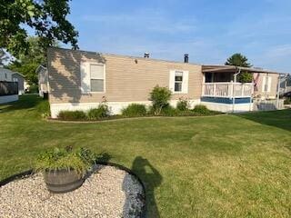 5510 Coopers Hawk Cir, Dublin, OH 43016 - back of property with a yard