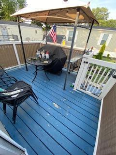 5510 Coopers Hawk Cir, Dublin, OH 43016 - wooden terrace featuring area for grilling