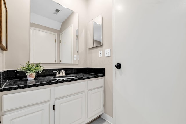 9460 Clermont Cir, Powell, OH 43065 - bathroom with vanity and baseboards