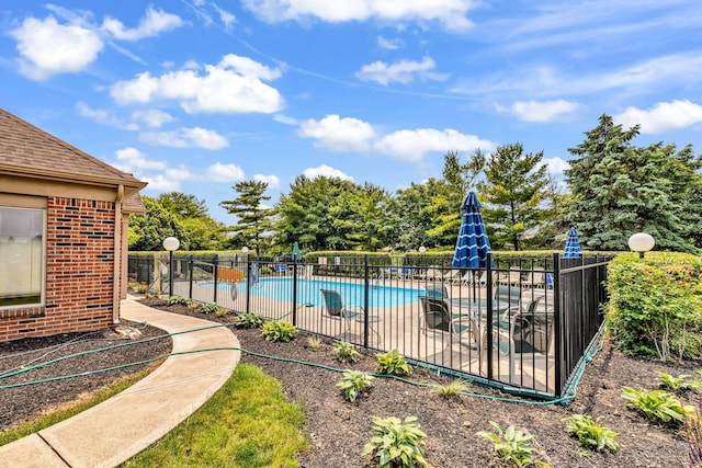 9460 Clermont Cir, Powell, OH 43065 - view of community pool