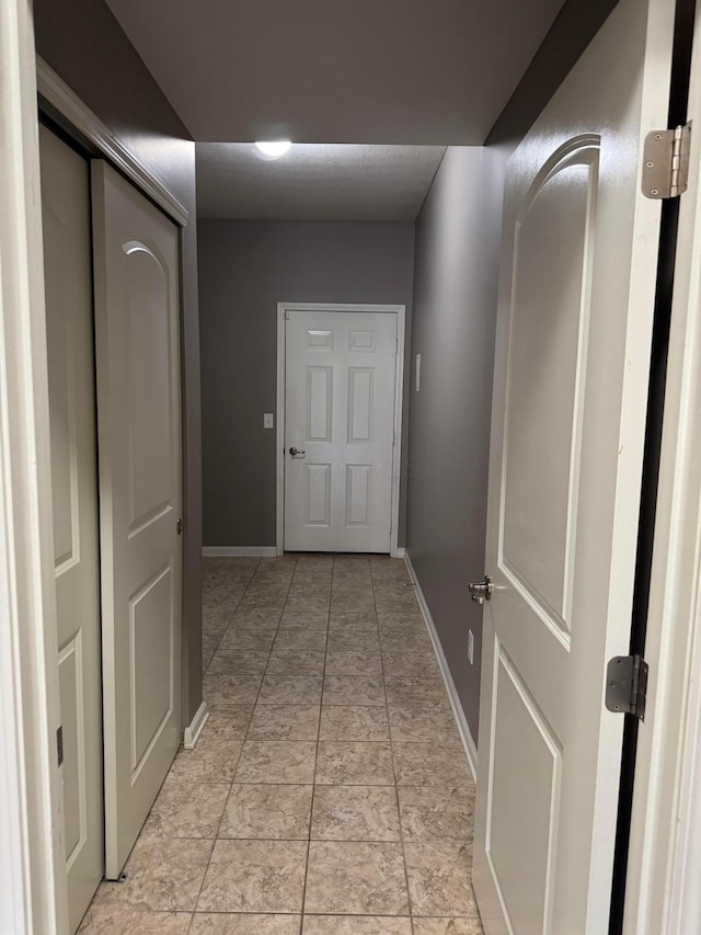 3757 Birkland Cir, Lewis Center, OH 43035 - corridor featuring baseboards