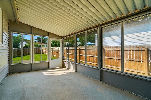 1574 River Bend Rd, Columbus, OH 43223 - unfurnished sunroom featuring lofted ceiling