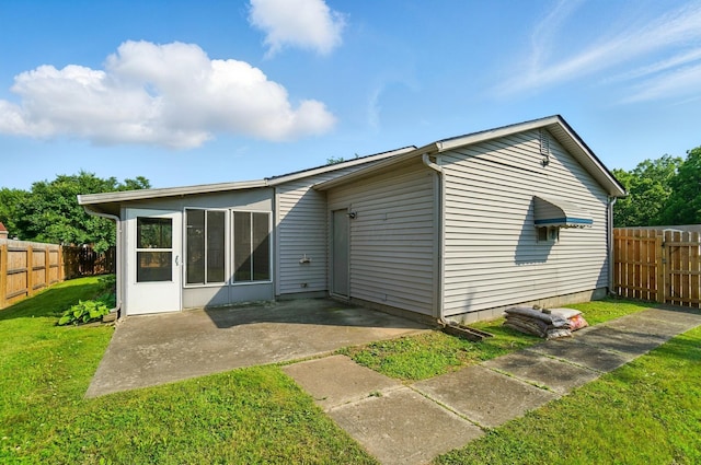 1574 River Bend Rd, Columbus, OH 43223 - back of house with a patio and a fenced backyard