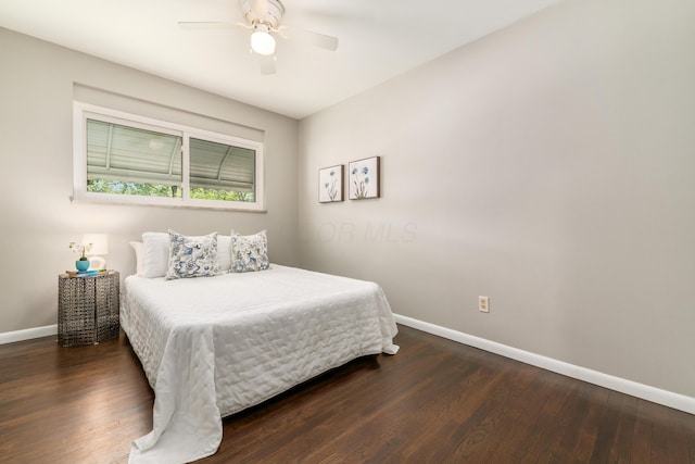 1276 Bryson Rd, Columbus, OH 43224 - bedroom with wood finished floors and ceiling fan