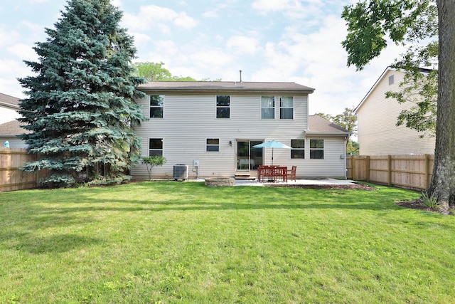 5983 Epernay Way, Galloway, OH 43119 - rear view of property with a fenced backyard and a patio
