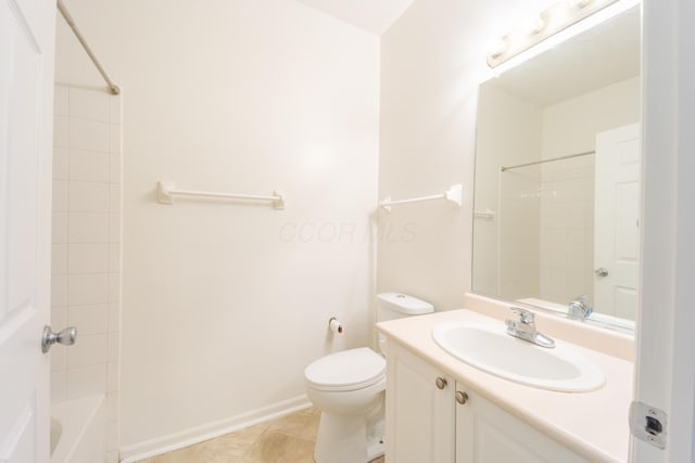147 Shadymere Ln, Columbus, OH 43213 - full bathroom with vanity and shower / bath combination
