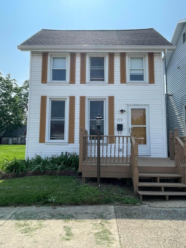 212 S Pickaway St, Circleville, OH 43113 - view of front of house featuring a deck and roof with shingles