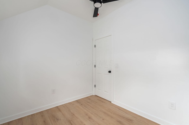 165 W Jersey St, Johnstown, OH 43031 - empty room featuring light wood-type flooring, ceiling fan, and vaulted ceiling
