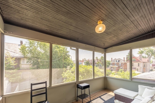 56 S Champion Ave, Columbus, OH 43205 - sunroom / solarium with lofted ceiling