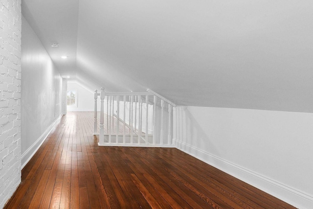 670-672 E Jenkins Ave, Columbus, OH 43207 - bonus room with hardwood / wood-style flooring and vaulted ceiling