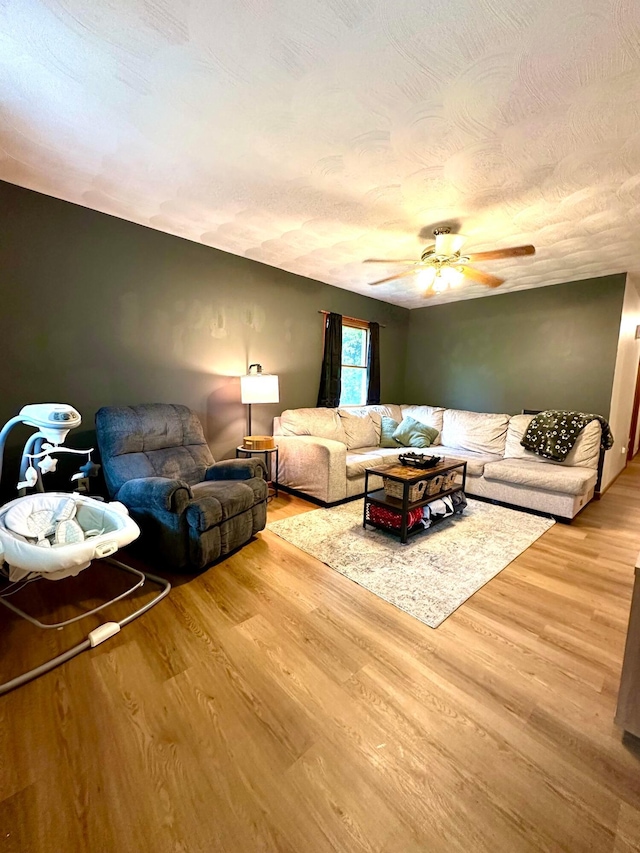 158 Kennedy Blvd, Leesburg, OH 45135 - living room with wood finished floors and a ceiling fan