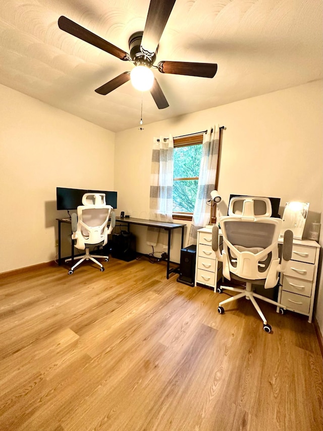 158 Kennedy Blvd, Leesburg, OH 45135 - home office with wood finished floors and a ceiling fan