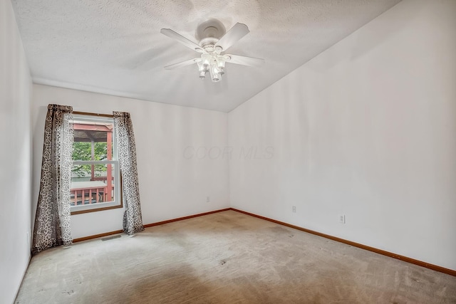 1344 Bluffton Ct, Columbus, OH 43228 - spare room featuring carpet, ceiling fan, and a textured ceiling