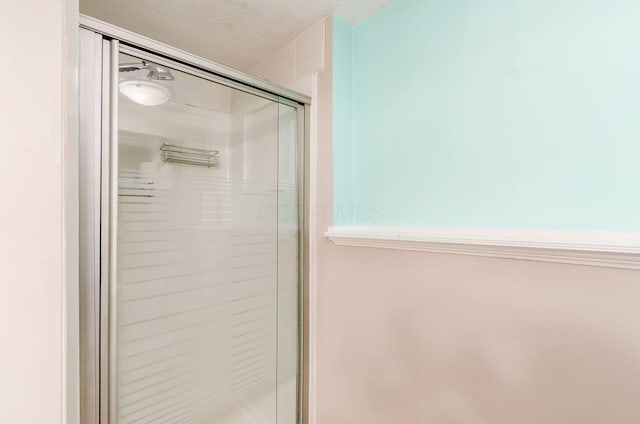 7484 Blue Fox Ln, Columbus, OH 43235 - full bathroom featuring a shower stall