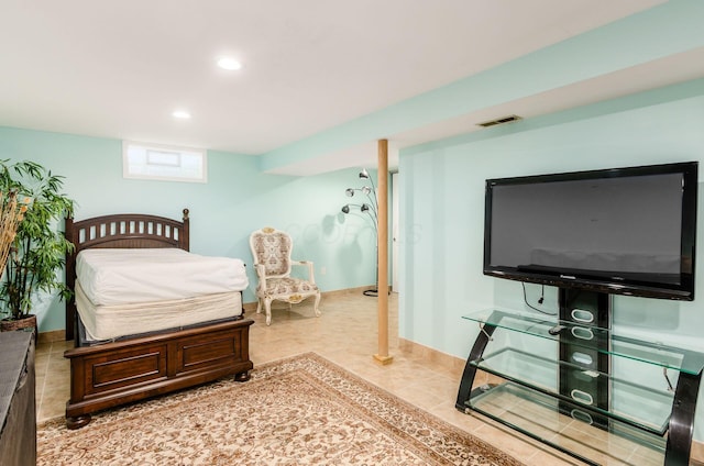 7484 Blue Fox Ln, Columbus, OH 43235 - bedroom featuring recessed lighting