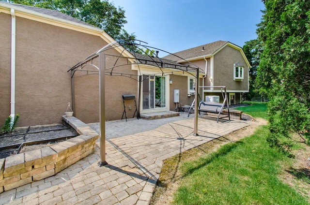 7484 Blue Fox Ln, Columbus, OH 43235 - view of patio