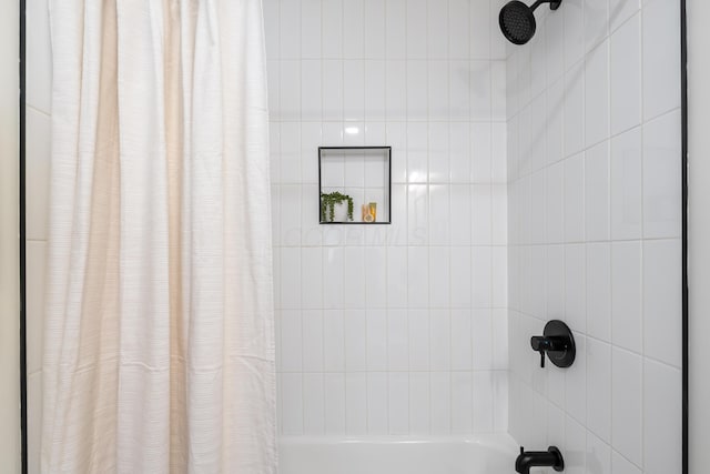 540 Mohawk Dr, Lancaster, OH 43130 - bathroom view of shower / bath combination with curtain