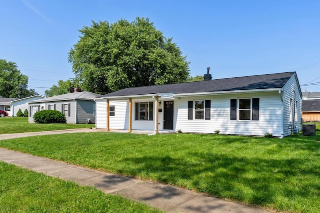 540 Mohawk Dr, Lancaster, OH 43130 - single story home featuring a front lawn
