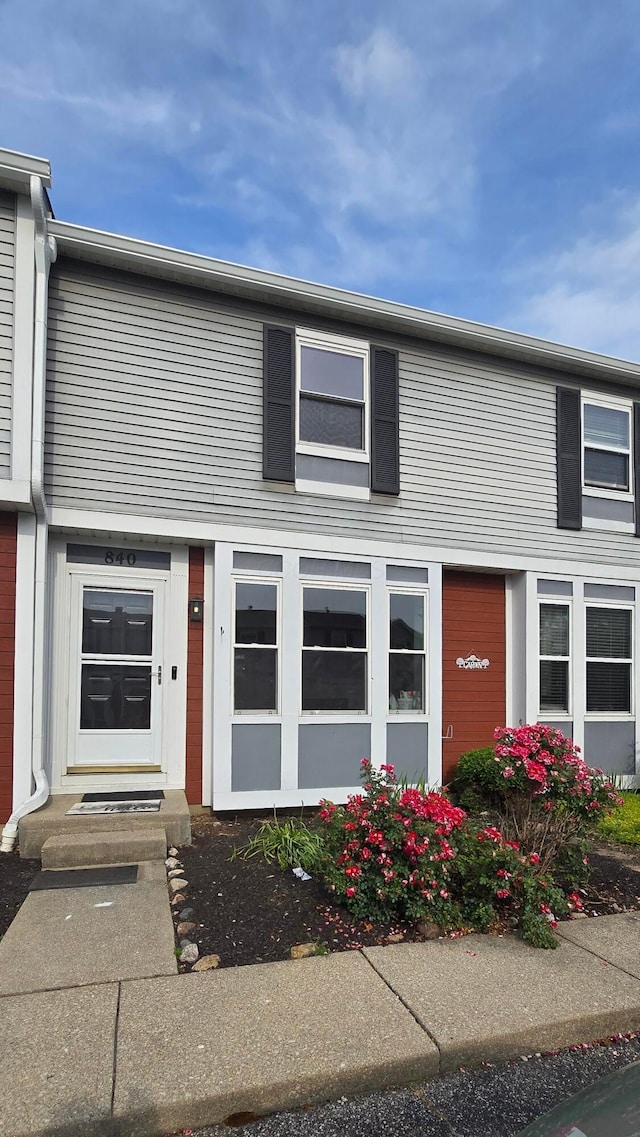 840 Pine Way Dr Unit D2, Columbus, OH 43085 - view of property