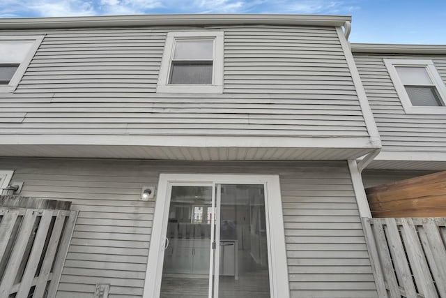 840 Pine Way Dr Unit D2, Columbus, OH 43085 - view of side of home