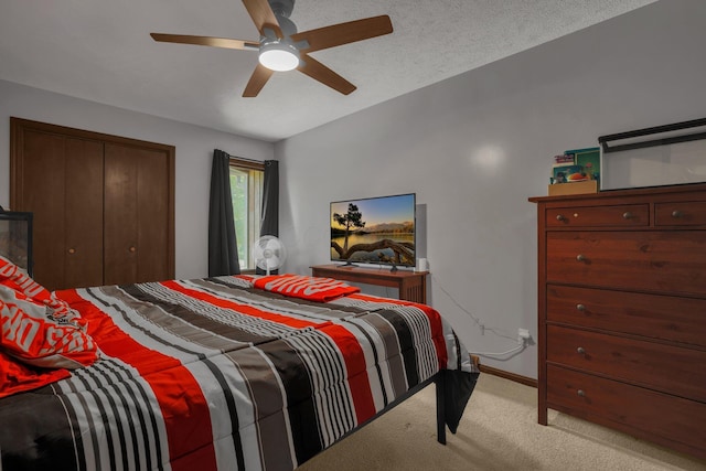 2542 Eckert Rd, Lexington, OH 44904 - bedroom featuring carpet, a ceiling fan, and a closet