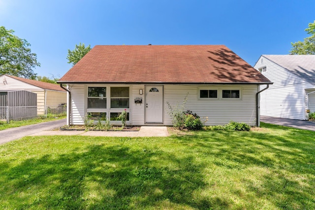 3920 Astor Ave, Columbus, OH 43227 - view of front facade featuring a shingled roof