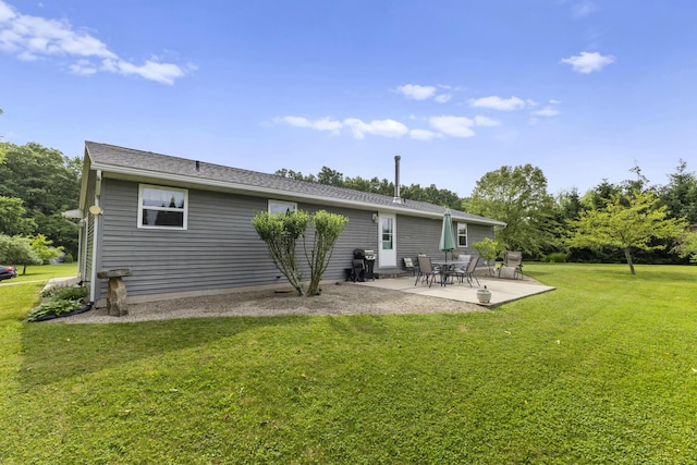 1290 Knorr Rd, Galion, OH 44833 - back of property with a patio and a yard