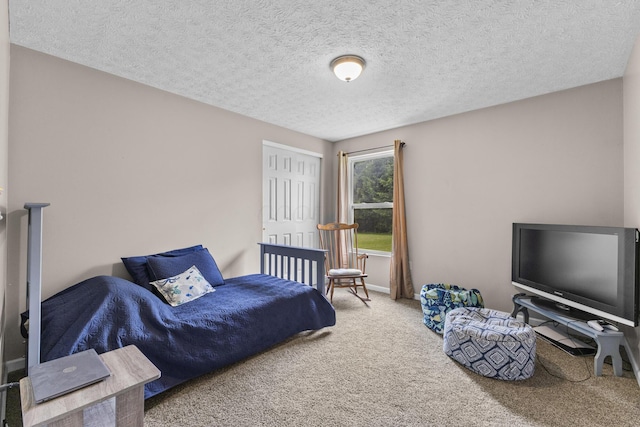 1290 Knorr Rd, Galion, OH 44833 - carpeted bedroom featuring a textured ceiling