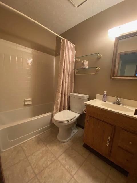 5109 Magnolia Blossom Blvd, Columbus, OH 43230 - bathroom with shower / tub combo and vanity