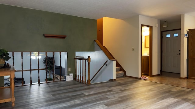 5109 Magnolia Blossom Blvd, Columbus, OH 43230 - entryway featuring wood finished floors and baseboards