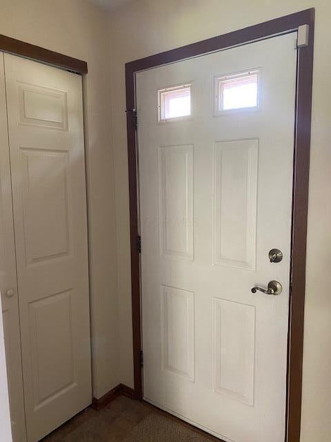 5109 Magnolia Blossom Blvd, Columbus, OH 43230 - entryway featuring baseboards
