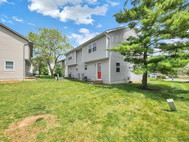 4809 King Albert Dr Unit 1A, Hilliard, OH 43026 - rear view of property with a lawn