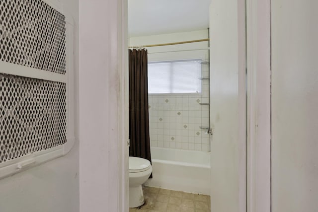 934-936 Kramer Ave, Columbus, OH 43212 - bathroom featuring toilet and shower / tub combo