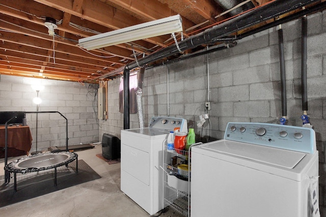 3101 Lewis Rd, Columbus, OH 43207 - unfinished basement with washer and clothes dryer
