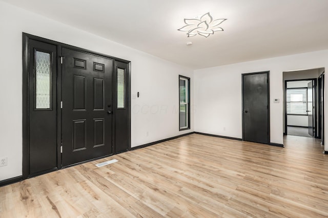 340 Danhurst Rd, Columbus, OH 43228 - foyer featuring light wood finished floors
