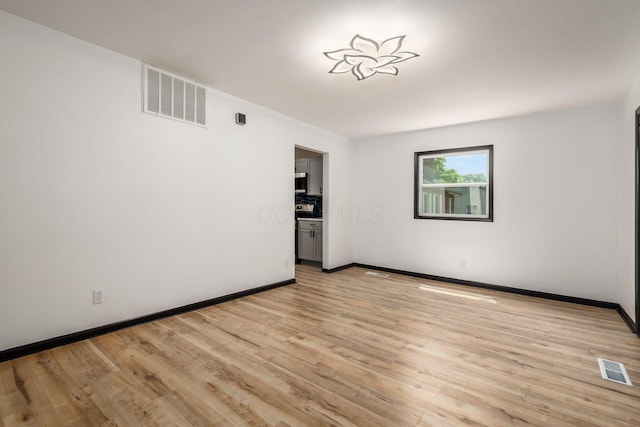 340 Danhurst Rd, Columbus, OH 43228 - empty room featuring light wood-type flooring and baseboards