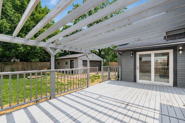 340 Danhurst Rd, Columbus, OH 43228 - wooden terrace with an outbuilding and a pergola