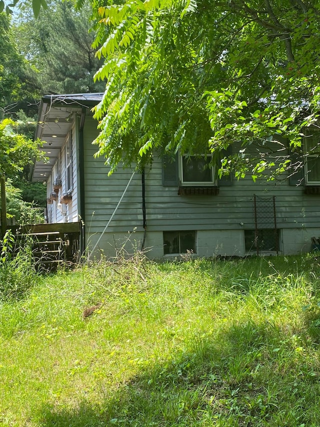 12170 Fairview Rd SE, Heath, OH 43056 - view of side of home