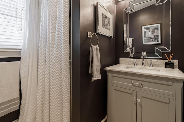 233 Preston Rd, Columbus, OH 43209 - full bath with vanity and a shower with curtain