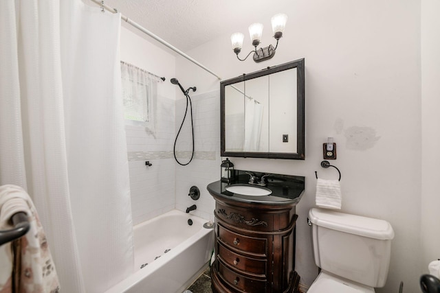 4388 Allen Dr, Columbus, OH 43213 - full bath with shower / bathtub combination with curtain and vanity