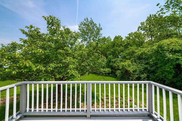 2840 Harnet Ct, Columbus, OH 43231 - deck featuring a lawn