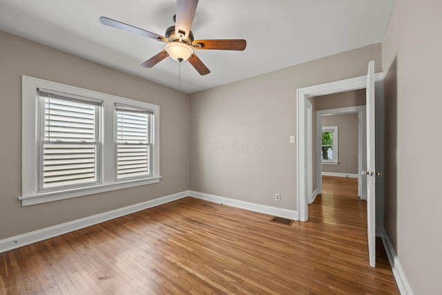 685 S Hague Ave, Columbus, OH 43204 - spare room with wood-type flooring and a ceiling fan