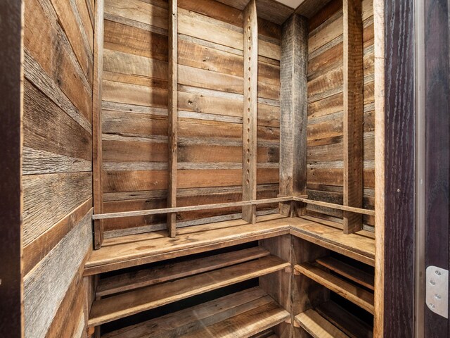 248 E Whittier St, Columbus, OH 43206 - view of relaxing sauna / steam room