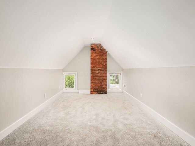 248 E Whittier St, Columbus, OH 43206 - bonus room featuring vaulted ceiling and carpet