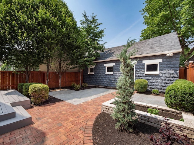 248 E Whittier St, Columbus, OH 43206 - view of patio / terrace
